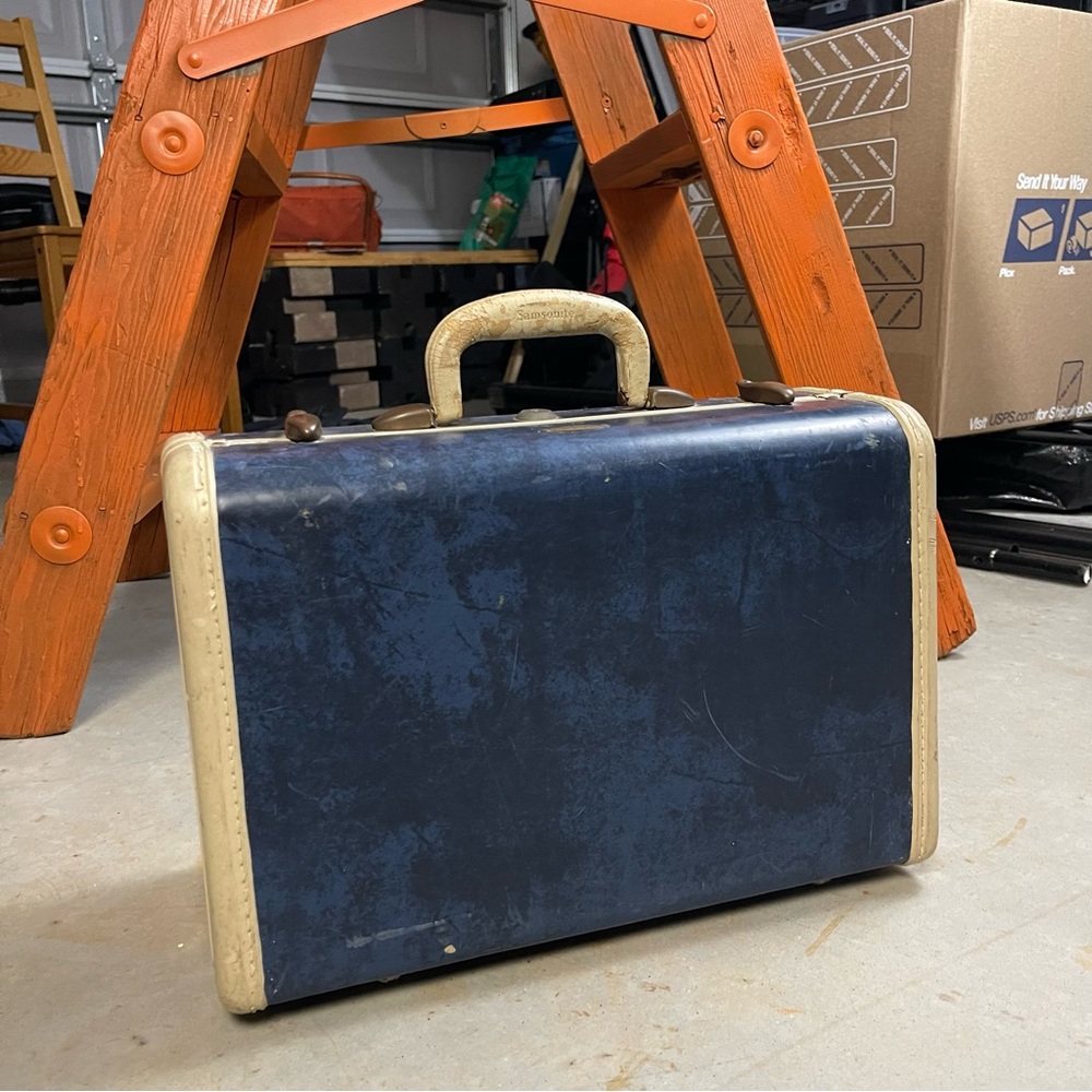 1940s Samsonite suitcase